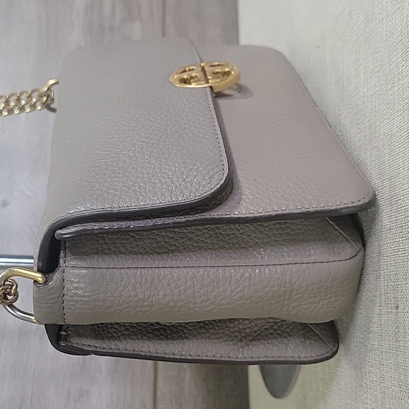 Tory Burch Gray Pebble Leather Flap Front Chain Shoulder Bag - Picture 3 of 16